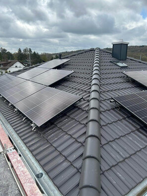 kleiber_Dachansicht-4_PV-Anlage.jpg